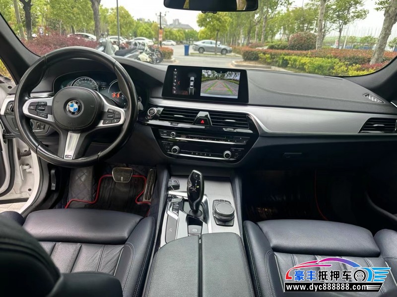 18年宝马5系轿车抵押车出售