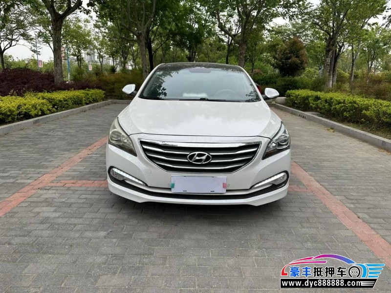 15年现代名图轿车抵押车出售