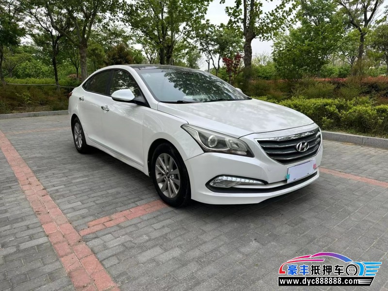 15年现代名图轿车抵押车出售