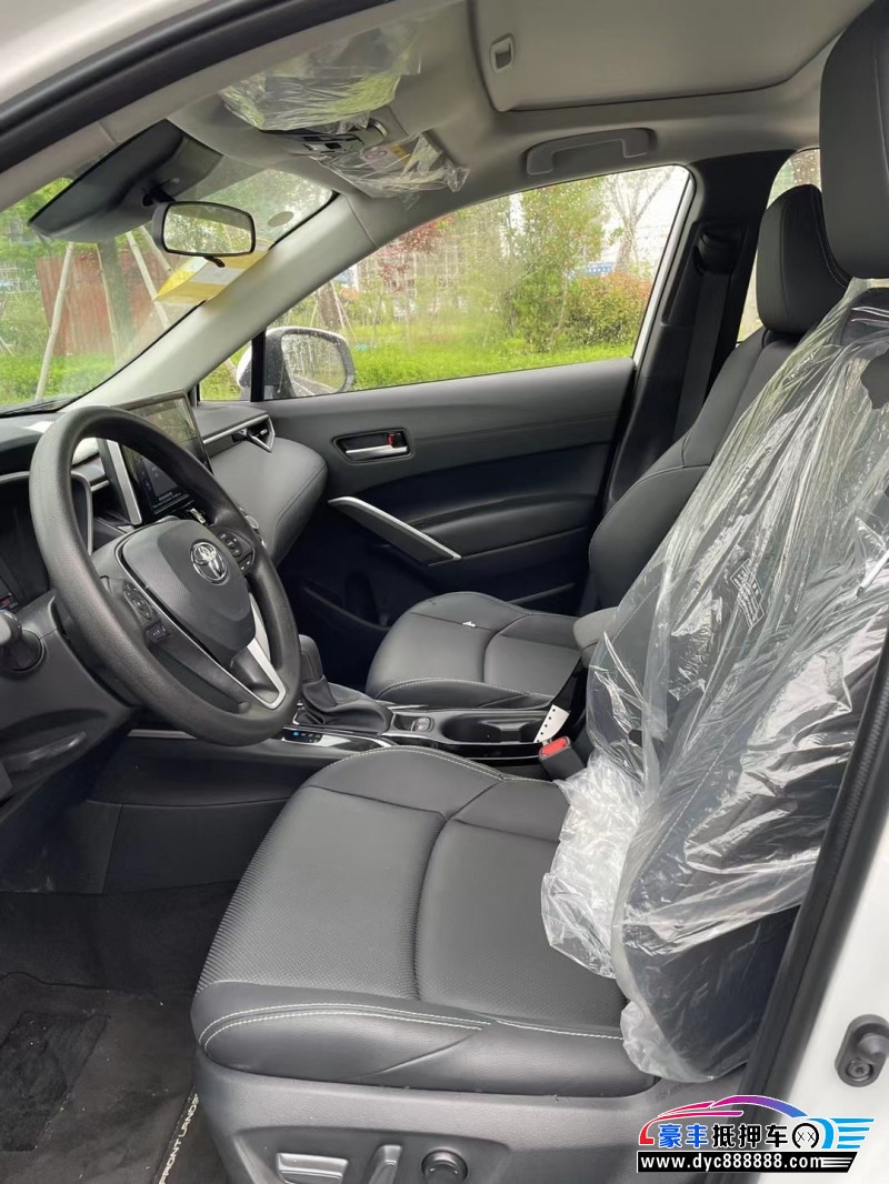 23年丰田锋兰达轿车抵押车出售