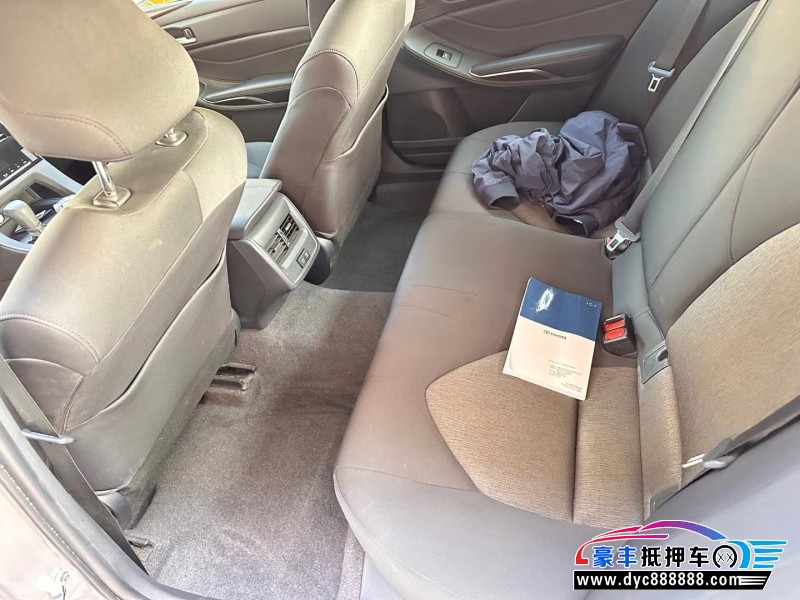 21年丰田亚洲龙轿车抵押车出售