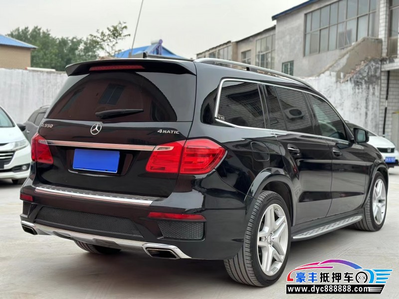 14年奔驰GL轿车抵押车出售