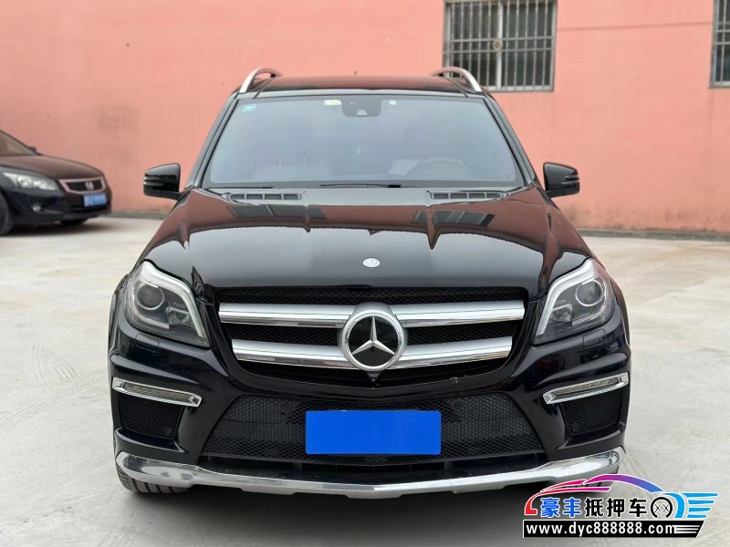 14年奔驰GL轿车抵押车出售