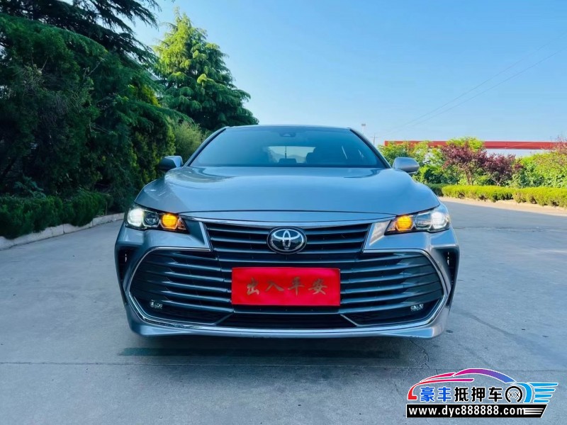 20年丰田亚洲龙轿车抵押车出售