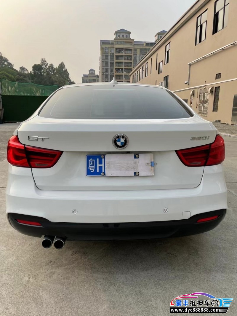 19年宝马3系轿车抵押车出售