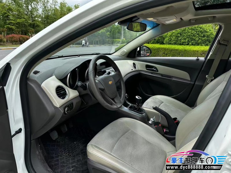 16年雪佛兰科鲁兹轿车抵押车出售