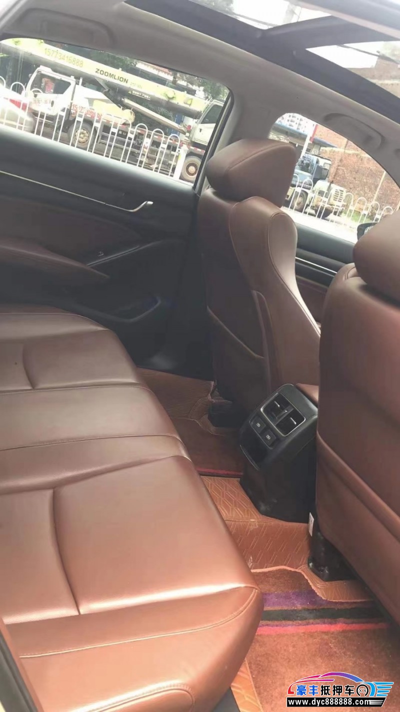 19年本田英诗派轿车抵押车出售