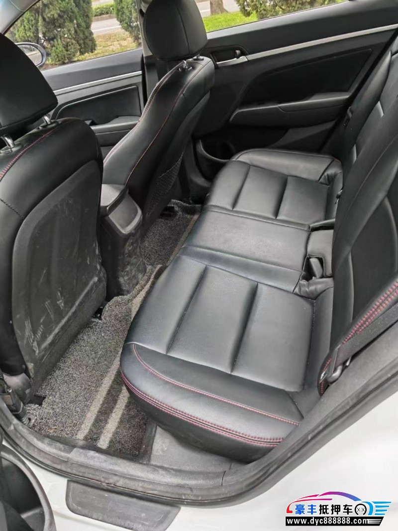 18年现代领动轿车抵押车出售