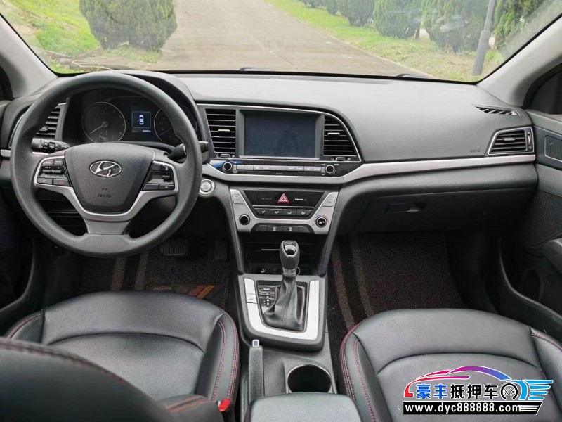 18年现代领动轿车抵押车出售