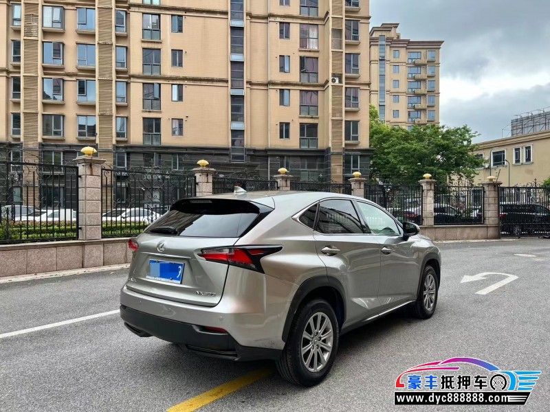 15年雷克萨斯NX轿车抵押车出售