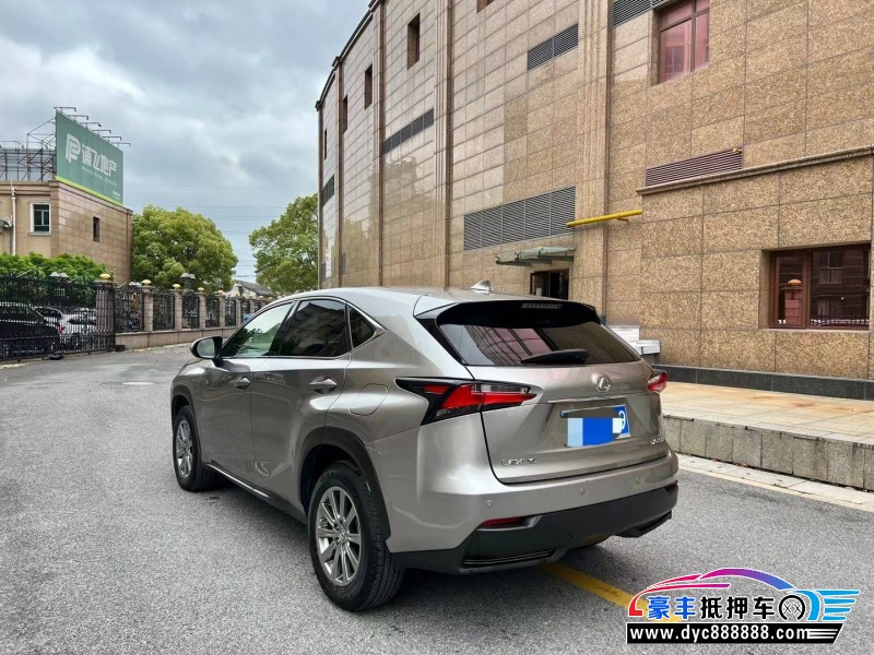 15年雷克萨斯NX轿车抵押车出售