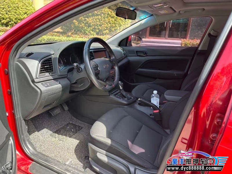 18年现代领动轿车抵押车出售