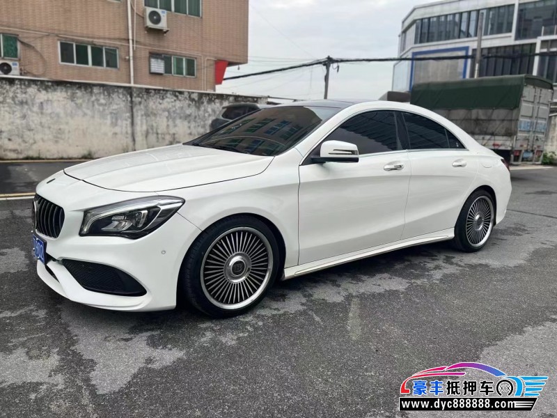18年奔驰CLA轿车抵押车出售