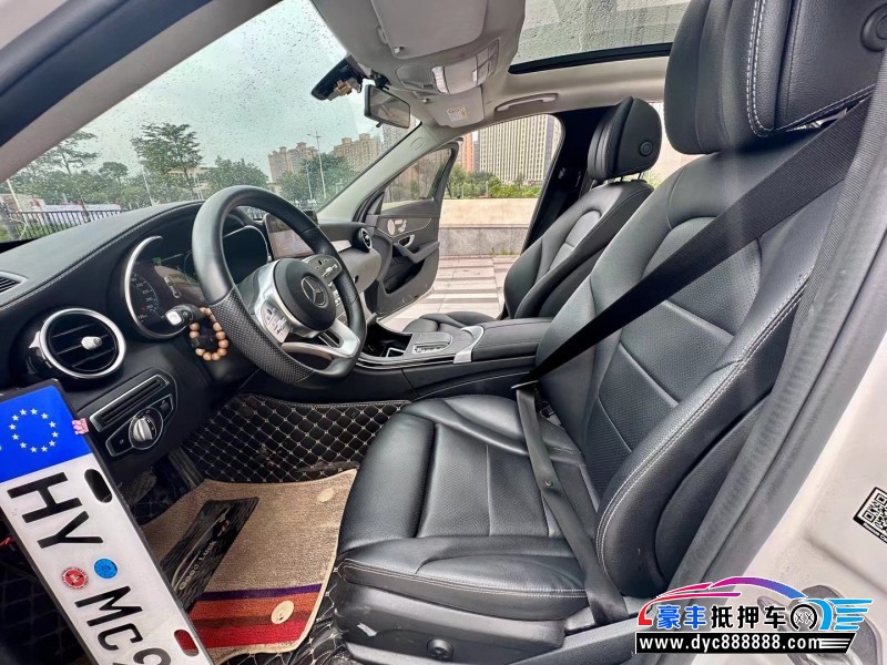 21年奔驰C轿车抵押车出售