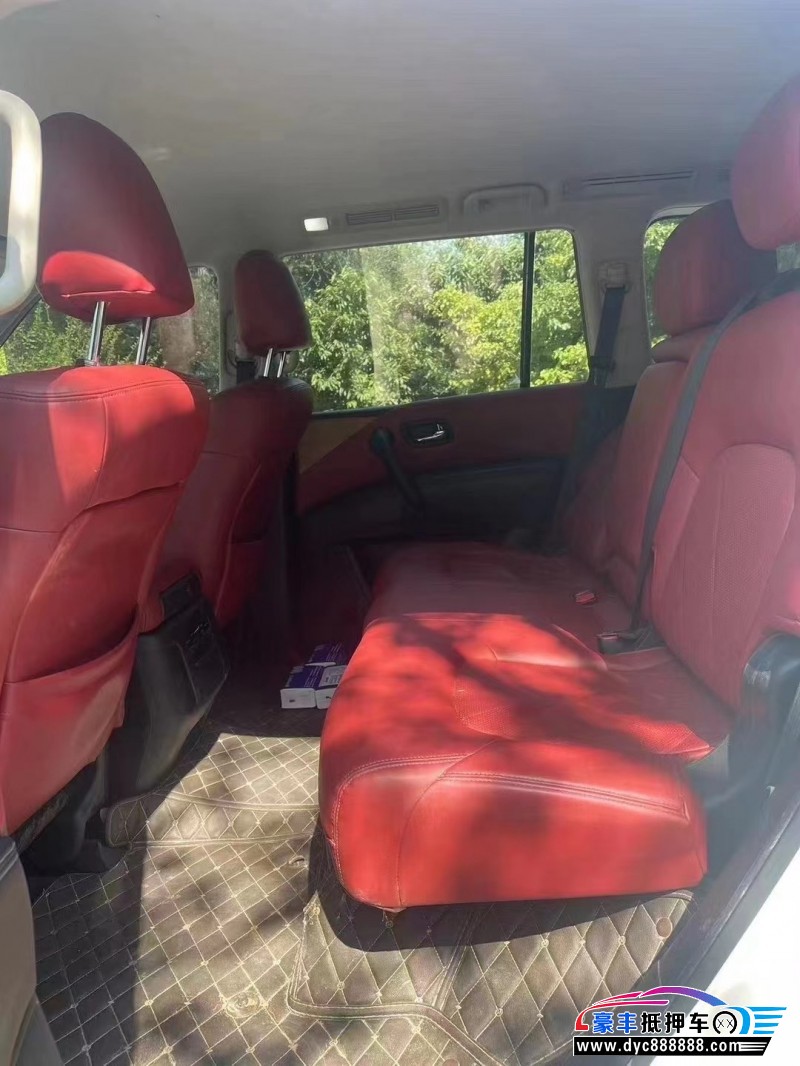 17年日产途乐MPV抵押车出售