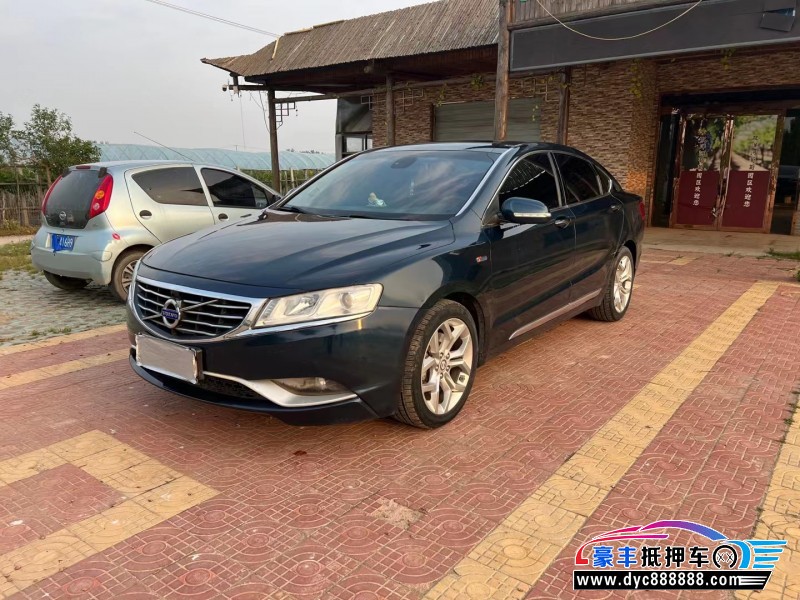 16年吉利博瑞轿车抵押车出售