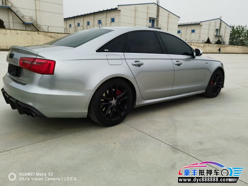 15年奥迪S6轿车抵押车出售