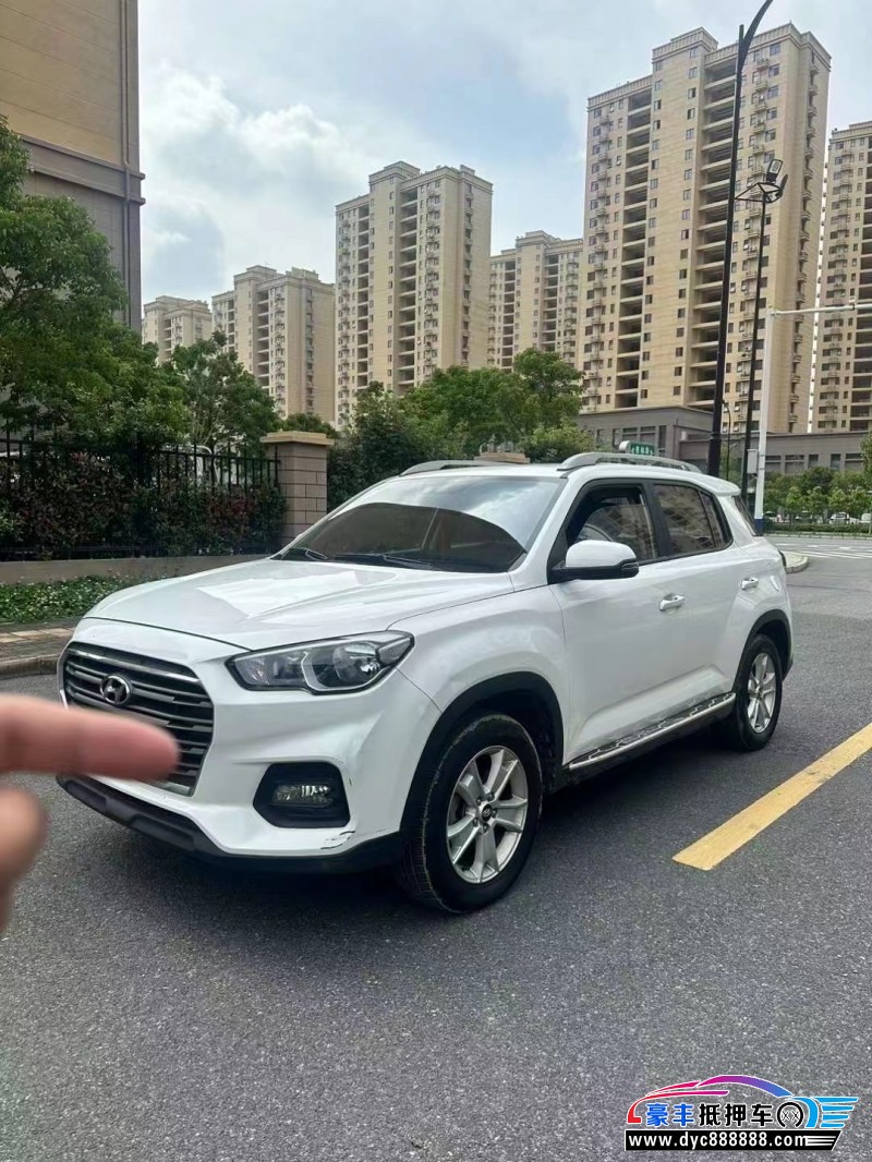 17年现代ix35轿车抵押车出售