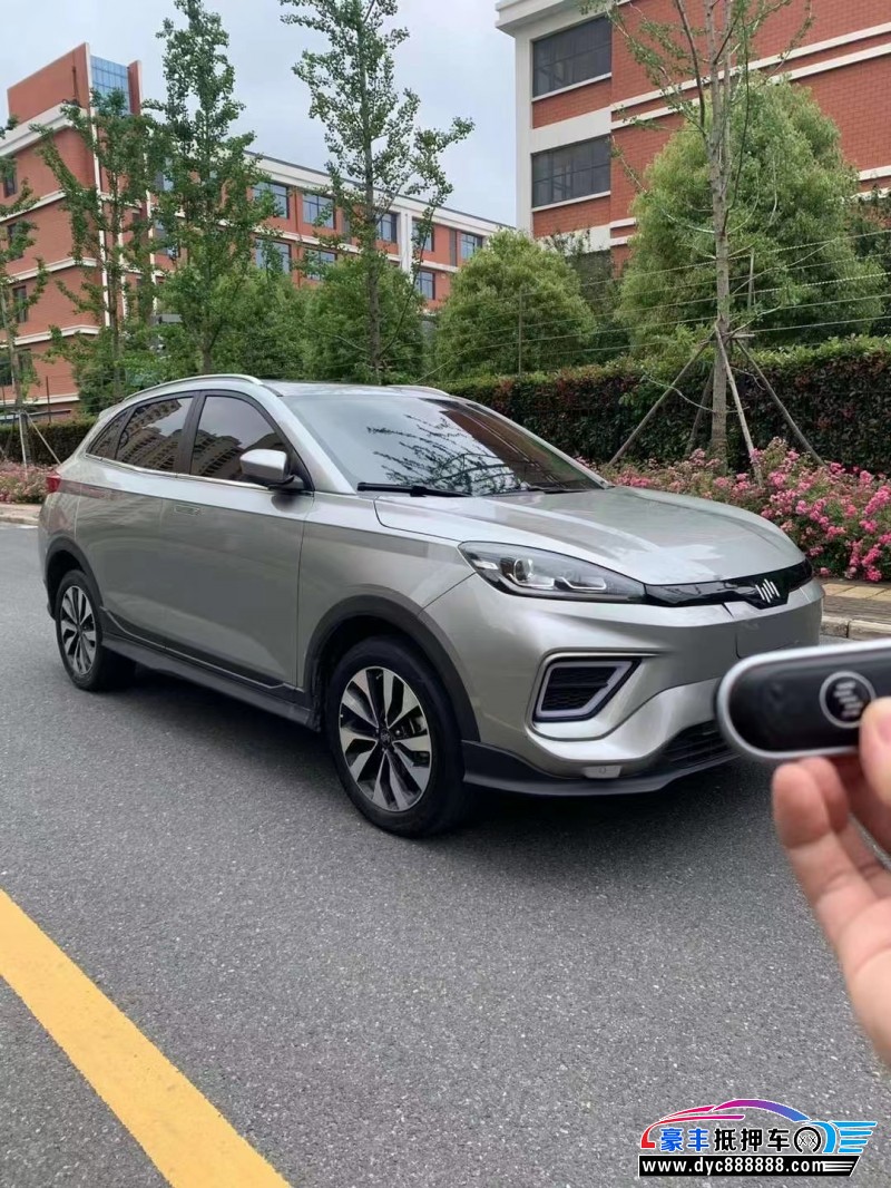 21年威马汽车ex5轿车抵押车出售