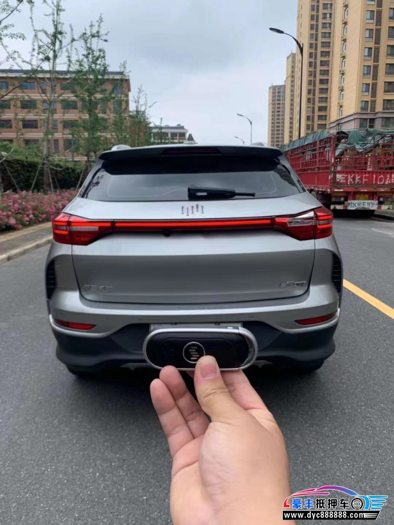 21年威马汽车ex5轿车抵押车出售