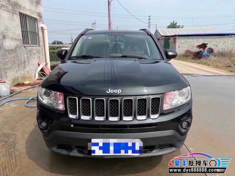 13年Jeep指南者轿车抵押车出售