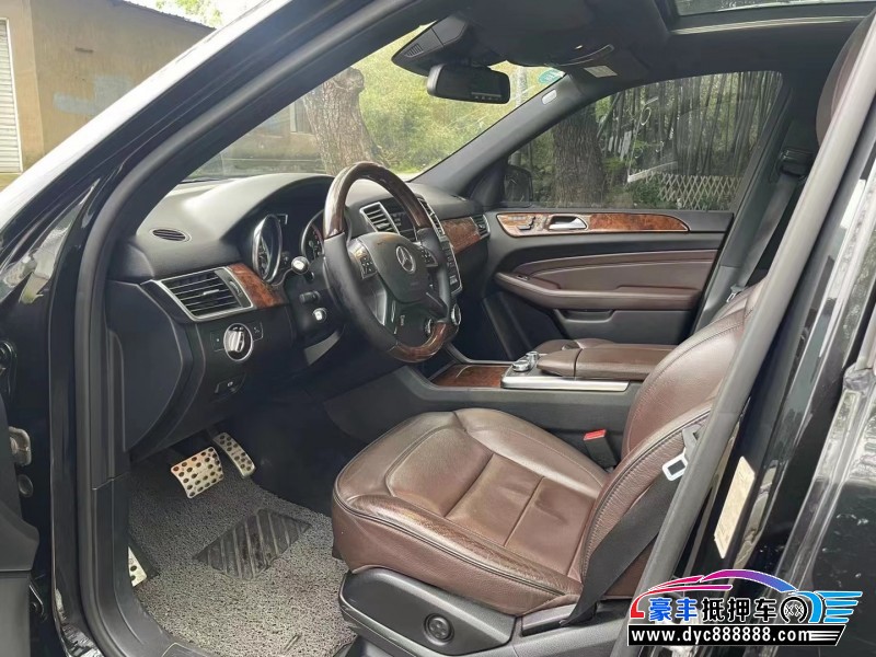 13年奔驰MLSUV抵押车出售
