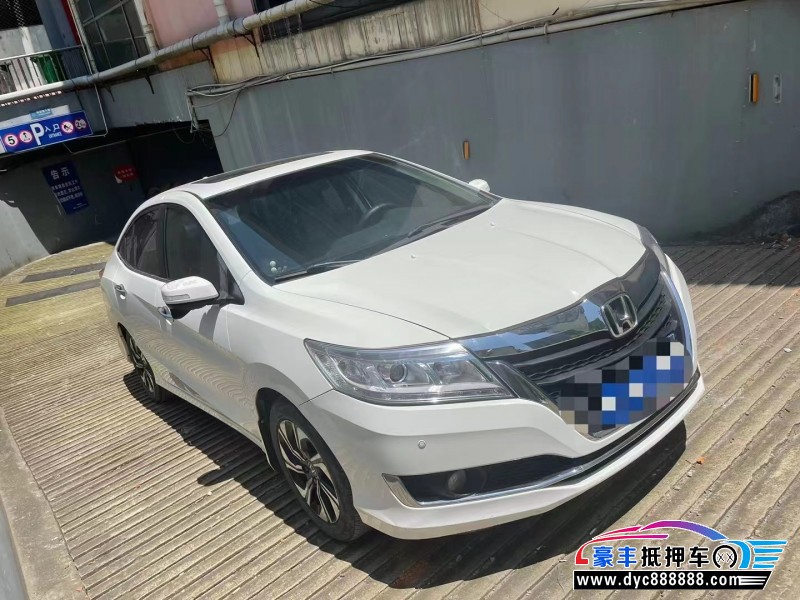 17年本田凌派轿车抵押车出售