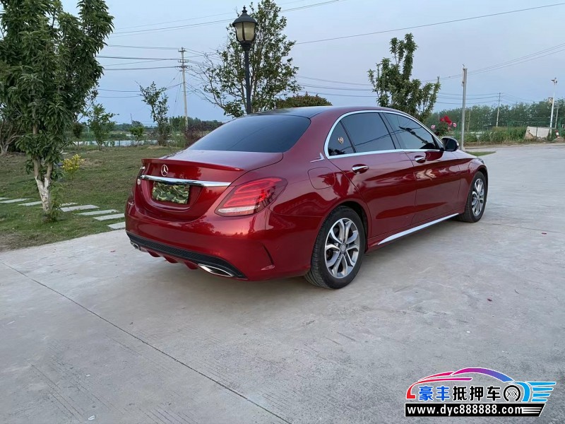 17年奔驰C轿车抵押车出售