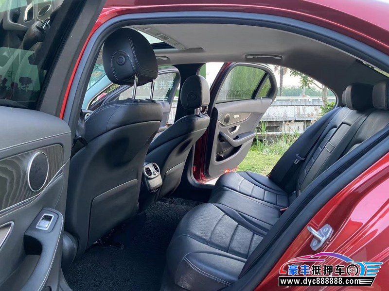 17年奔驰C轿车抵押车出售