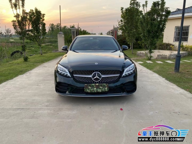20年奔驰C轿车抵押车出售