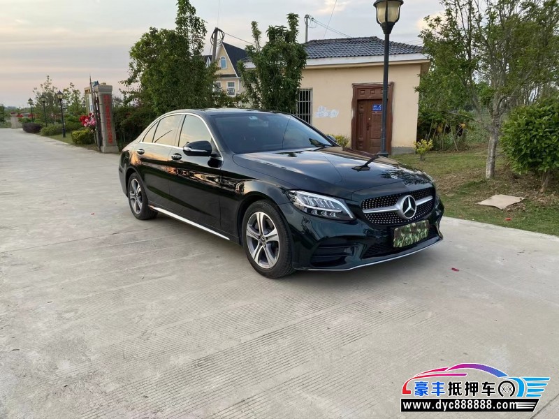 20年奔驰C轿车抵押车出售