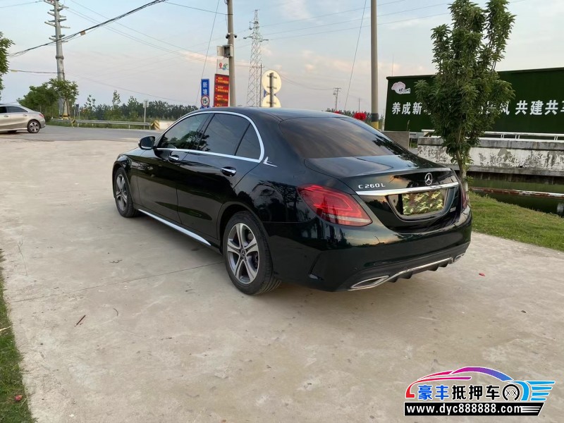 20年奔驰C轿车抵押车出售