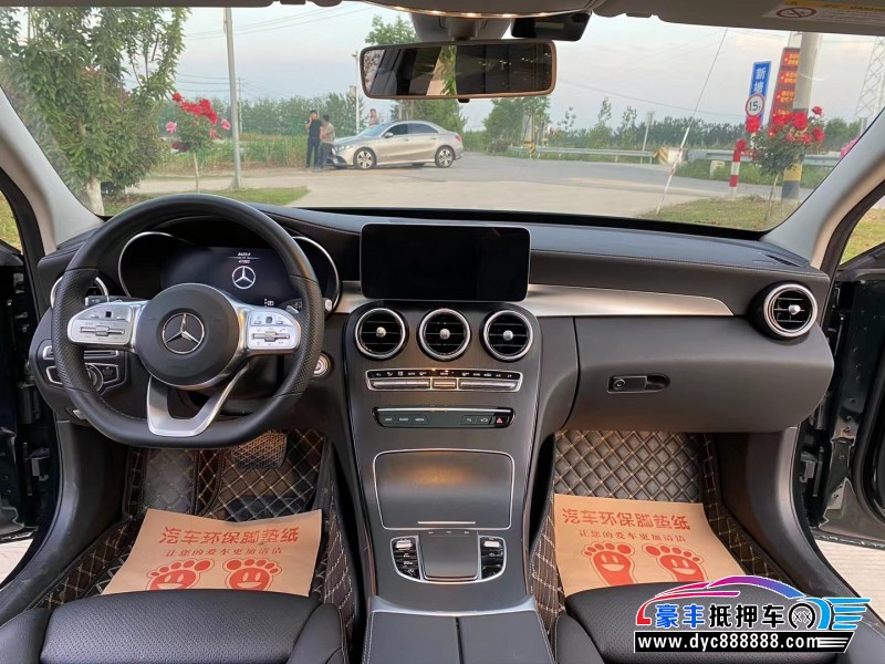 20年奔驰C轿车抵押车出售