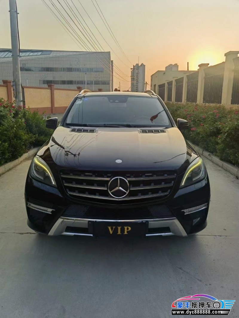 12年奔驰MLSUV抵押车出售