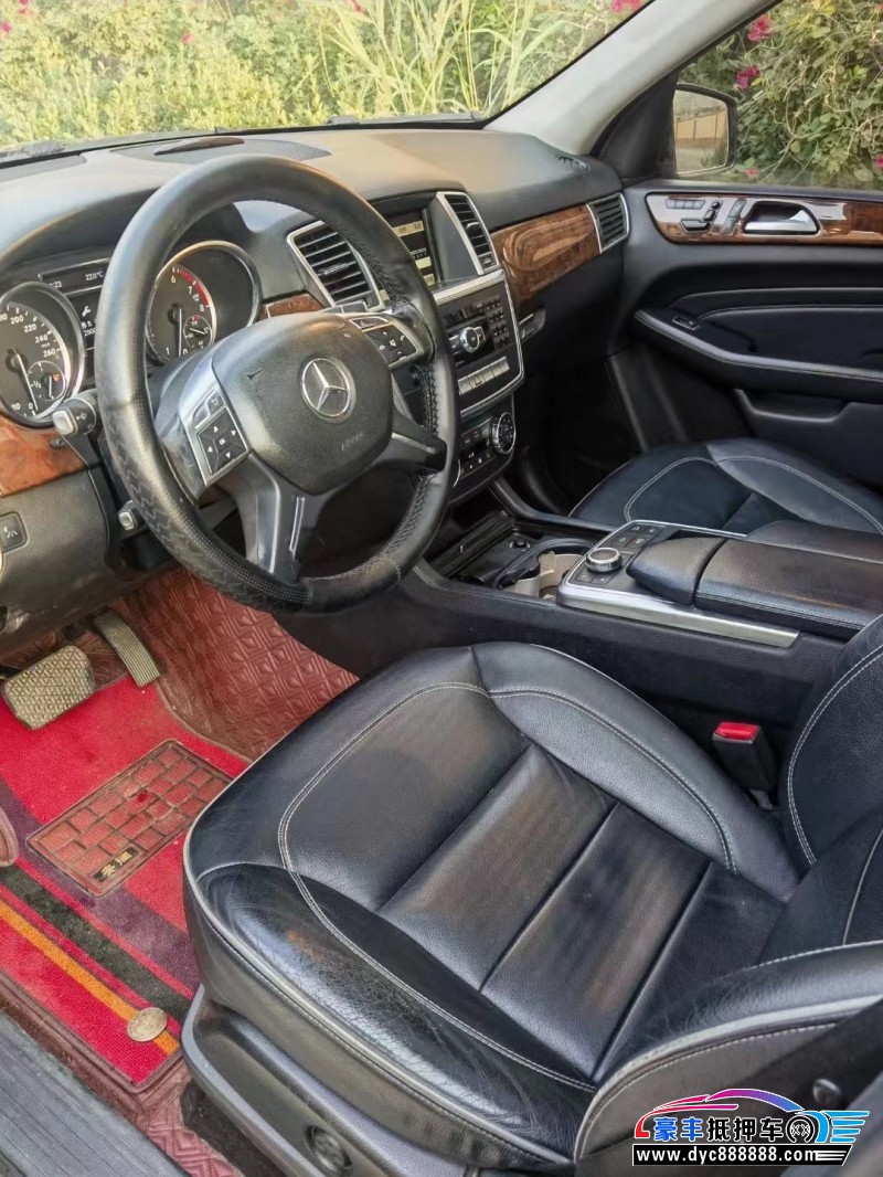 12年奔驰MLSUV抵押车出售