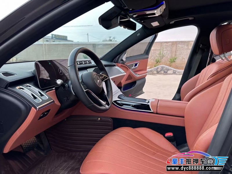 22年奔驰S轿车抵押车出售