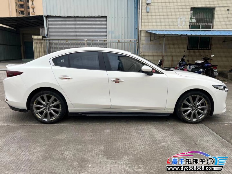 21年马自达昂克赛拉轿车抵押车出售