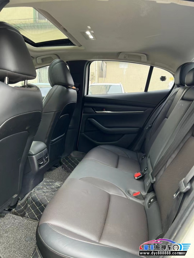 21年马自达昂克赛拉轿车抵押车出售