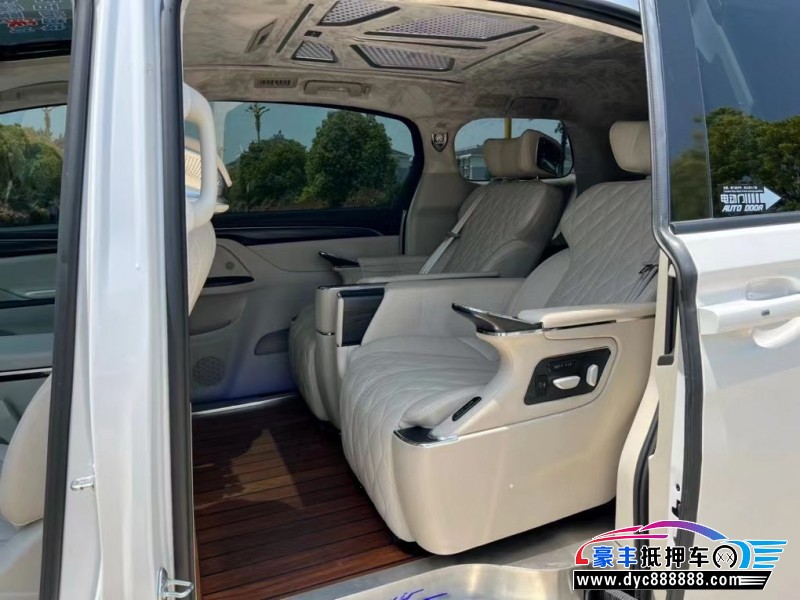 21年别克GL8SUV抵押车出售