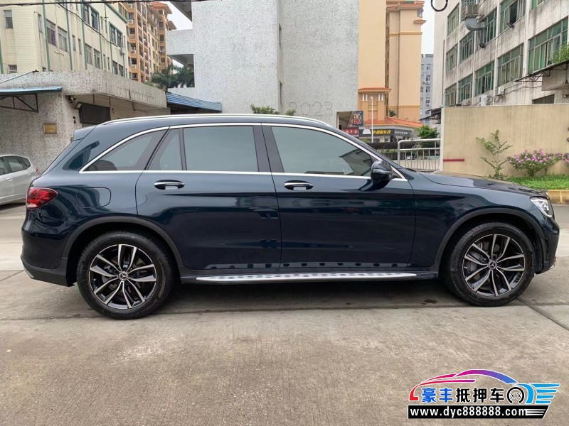 21年奔驰GLC轿车抵押车出售