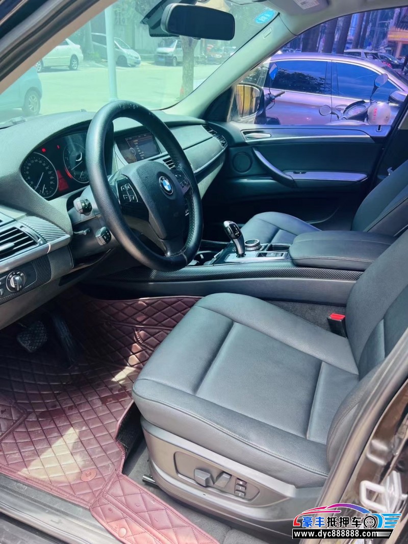 13年宝马X5轿车抵押车出售