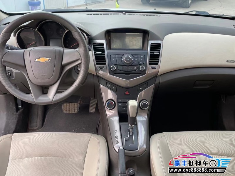 15年雪佛兰科鲁兹轿车抵押车出售