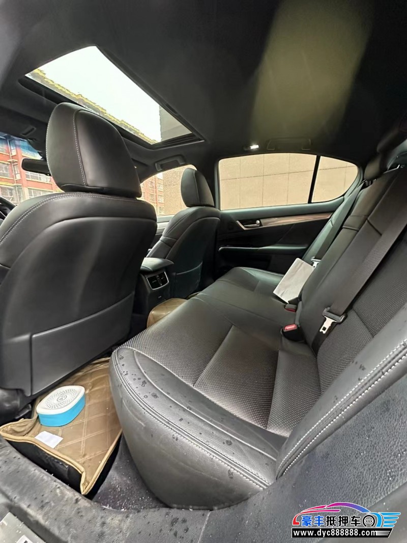 17年雷克萨斯GS轿车抵押车出售