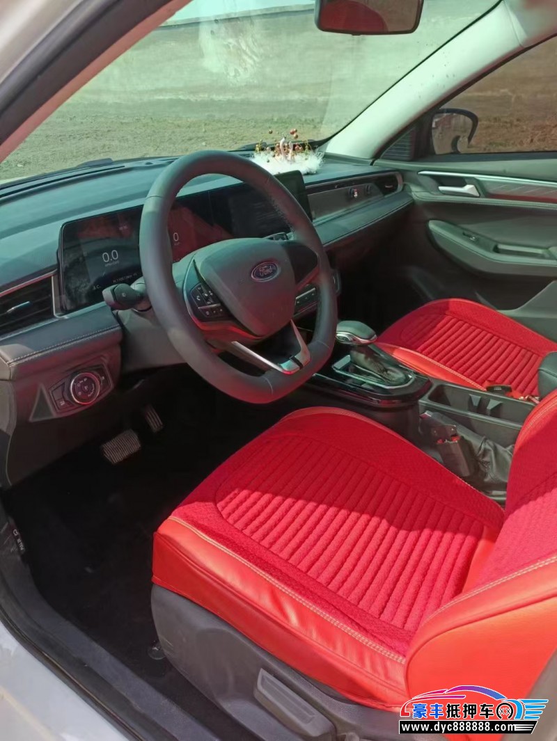 21年福特福睿斯轿车抵押车出售