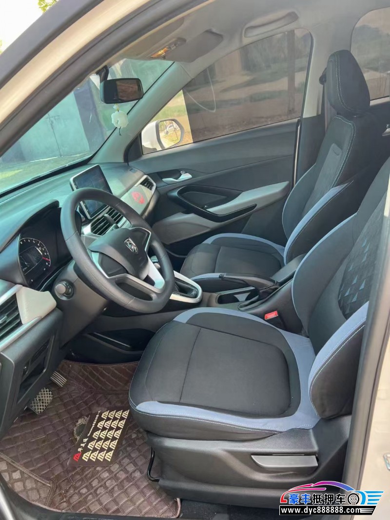 21年宝骏510轿车抵押车出售