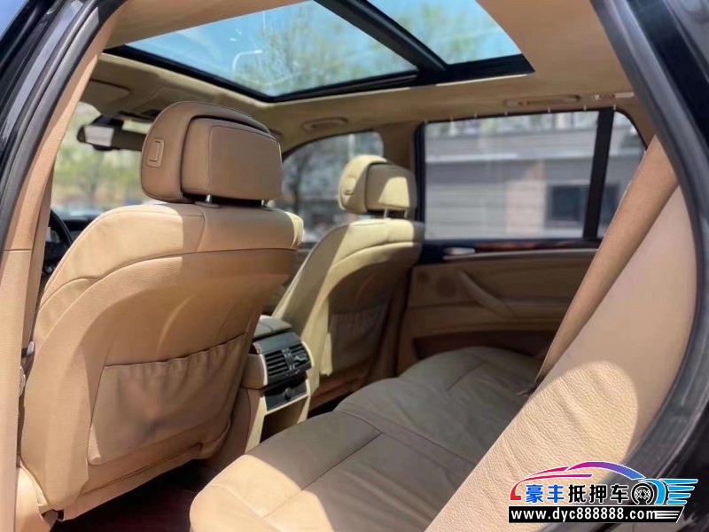 10年宝马X5SUV抵押车出售