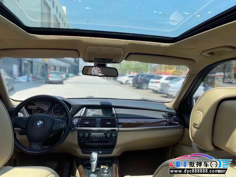 10年宝马X5SUV抵押车出售