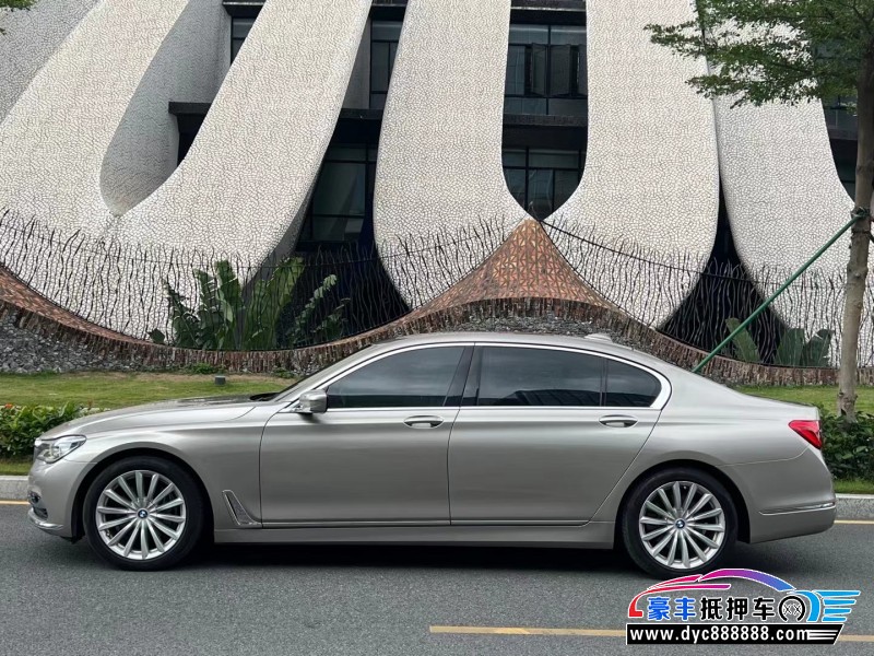 17年宝马7系轿车抵押车出售