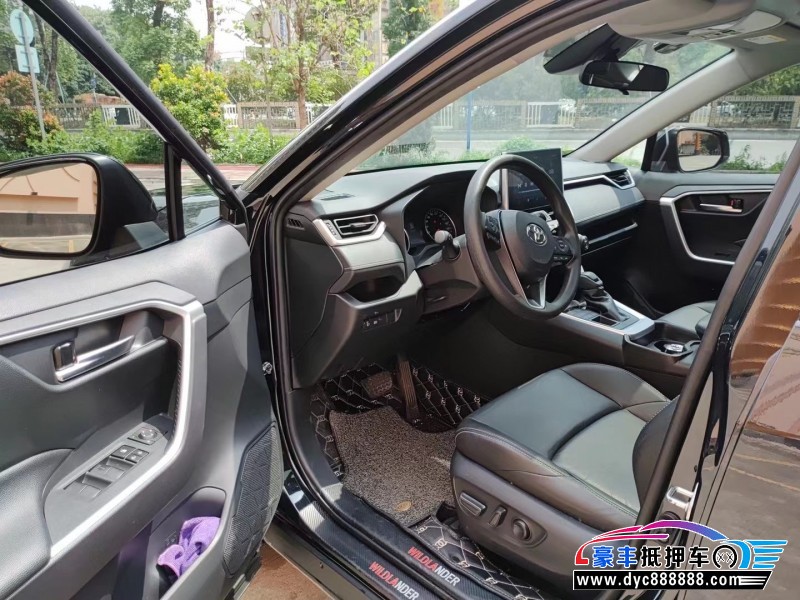 20年丰田威兰达轿车抵押车出售