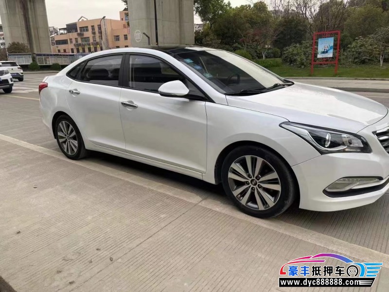 17年现代名图轿车抵押车出售